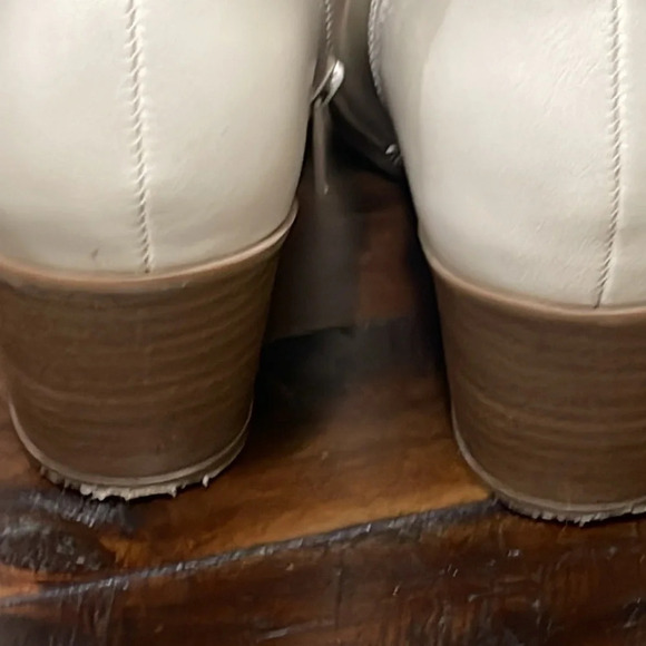 Universal Thread Cream Beige Western Rodeo Cowboy Cowgirl Pointy Boots Booties 6 - Picture 13 of 16